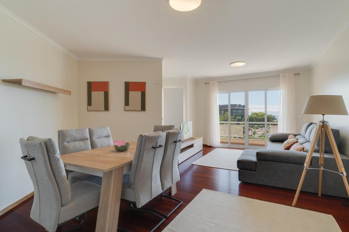 Sao Joao- 3 Bedroom Apartamento *