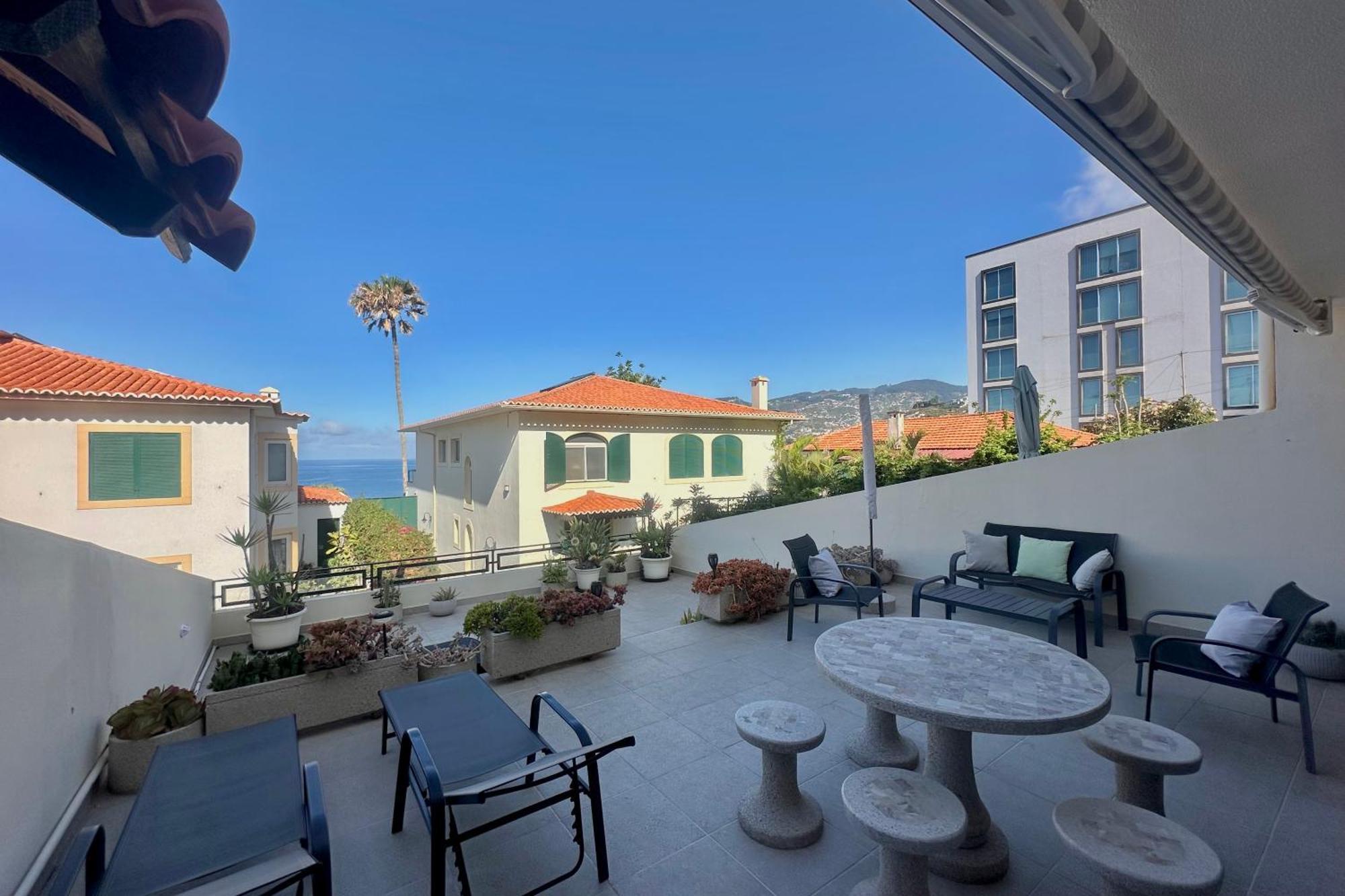 Apartment Varandas Do Sol - Private Sun Terrace Close To Natural Pools & Praia Formosa Funchal (Madeira)