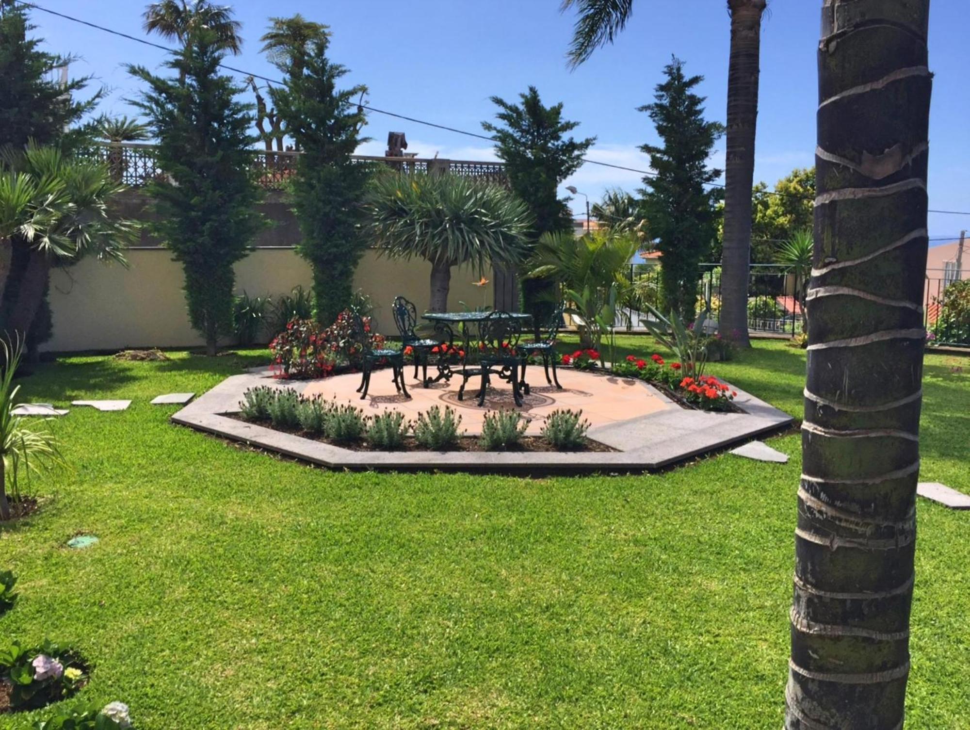 Magnificent Luzia 5 Bedrooms Sea Views Pool Table Villa