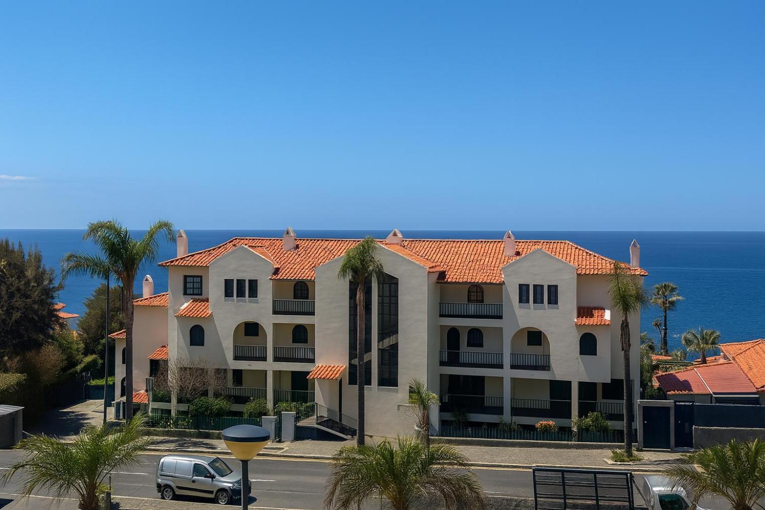 Apartment Varandas Do Sol - Private Sun Terrace Close To Natural Pools & Praia Formosa Funchal (Madeira)