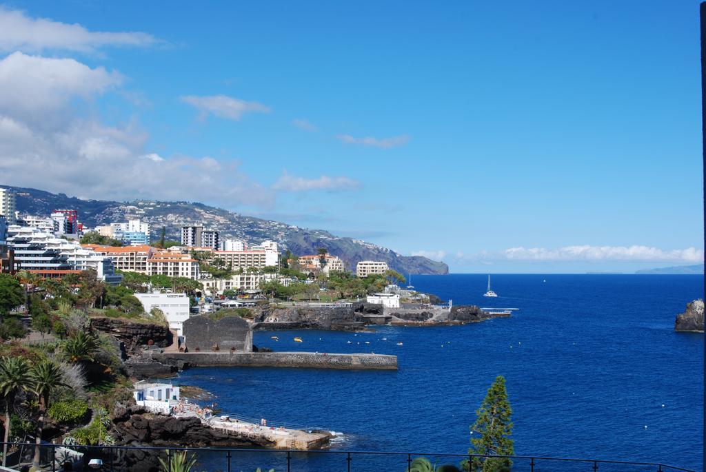 Do Mar Funchal (Madeira)
