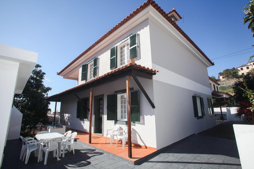 Guest house Train House *