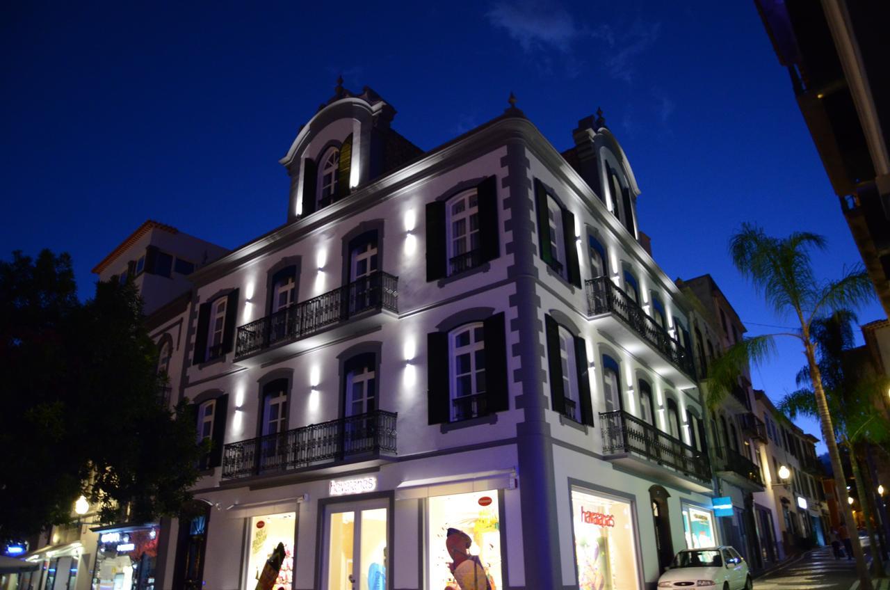Edificio Charles 301 Apartment