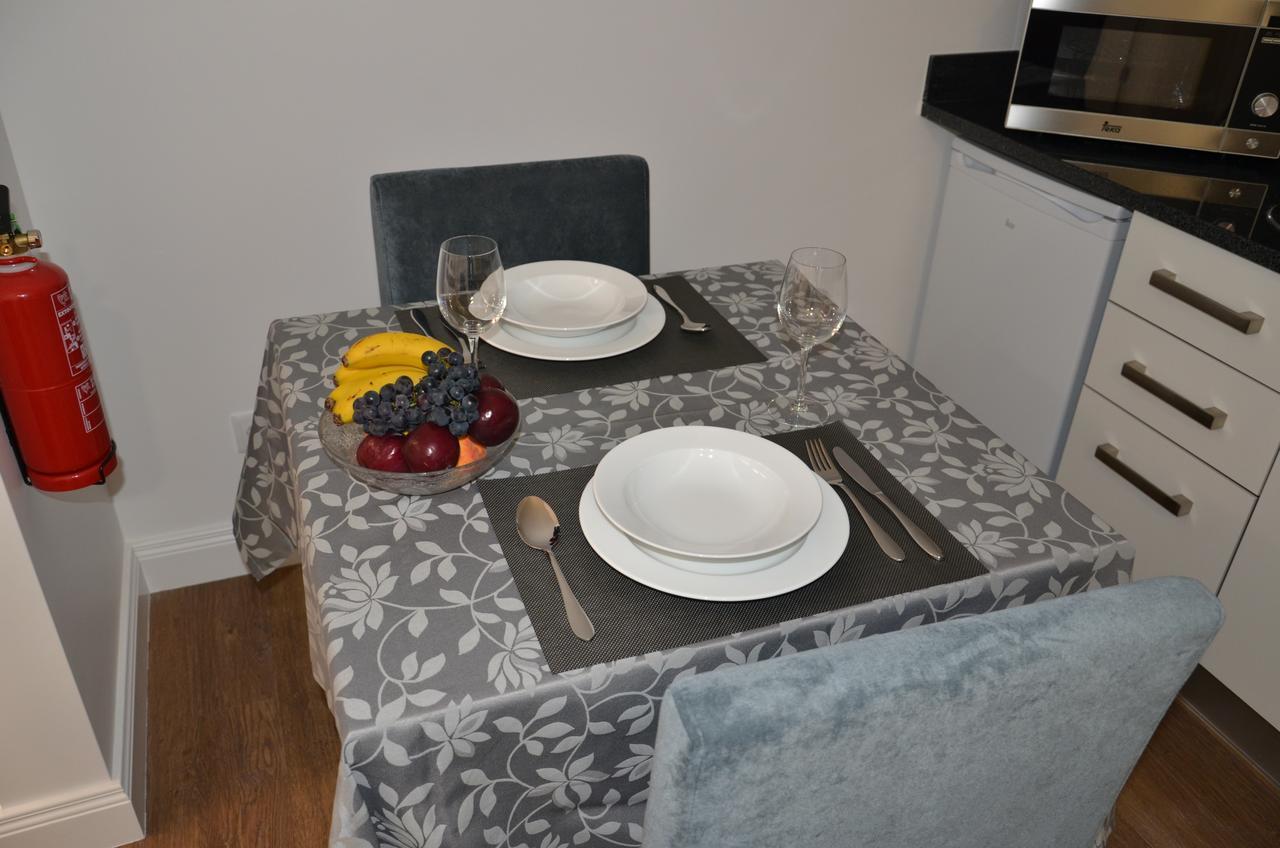 Edificio Charles 301 Apartment *