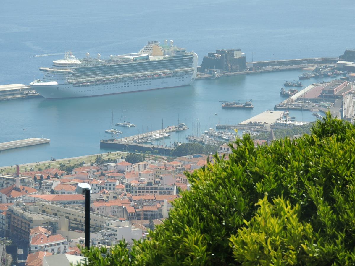 Studio Flat With Pool * Funchal (Madeira)