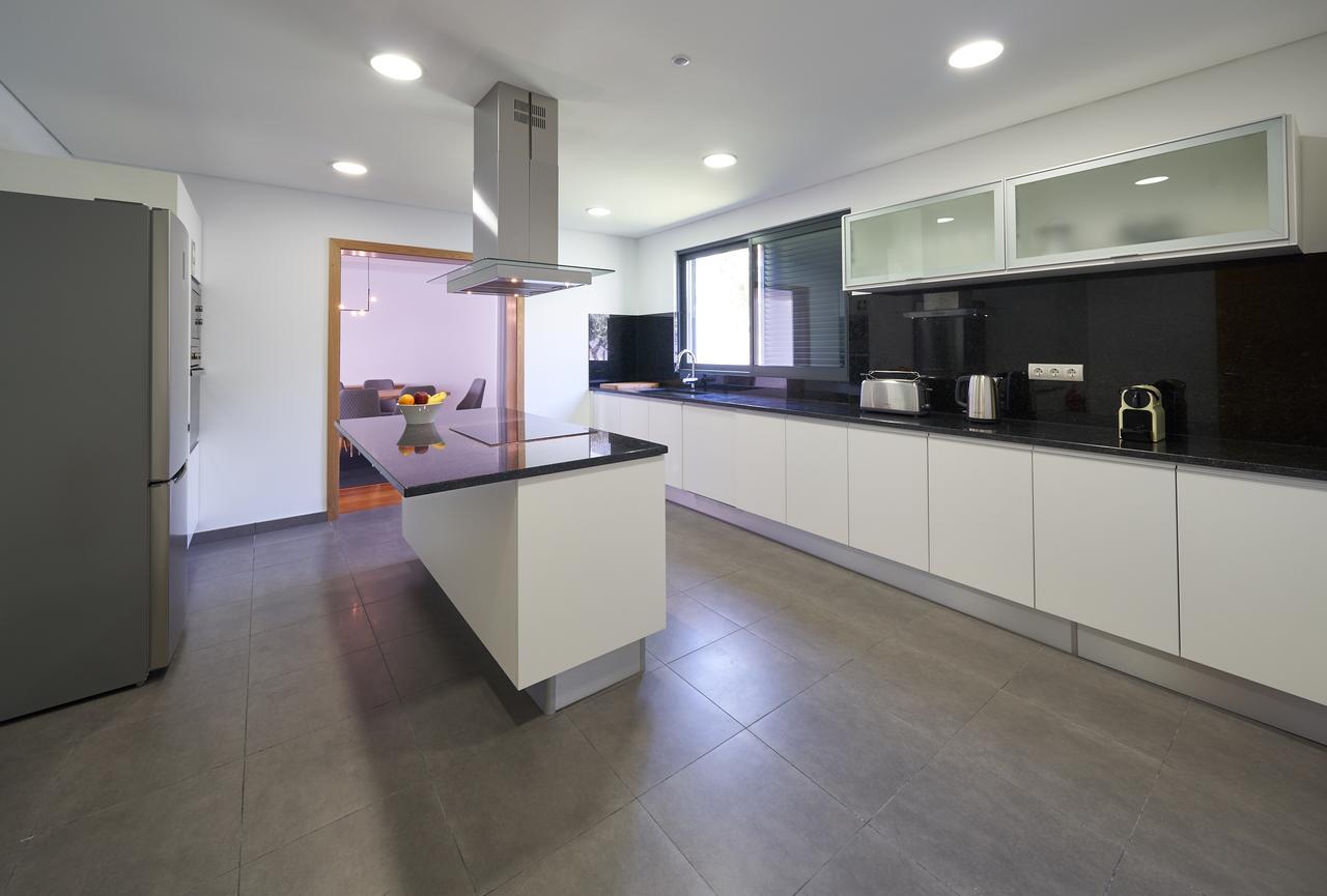 View Apartment *