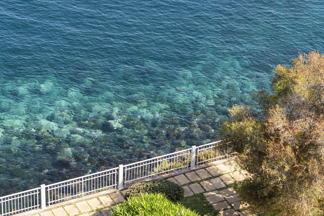 Baia I By An Island