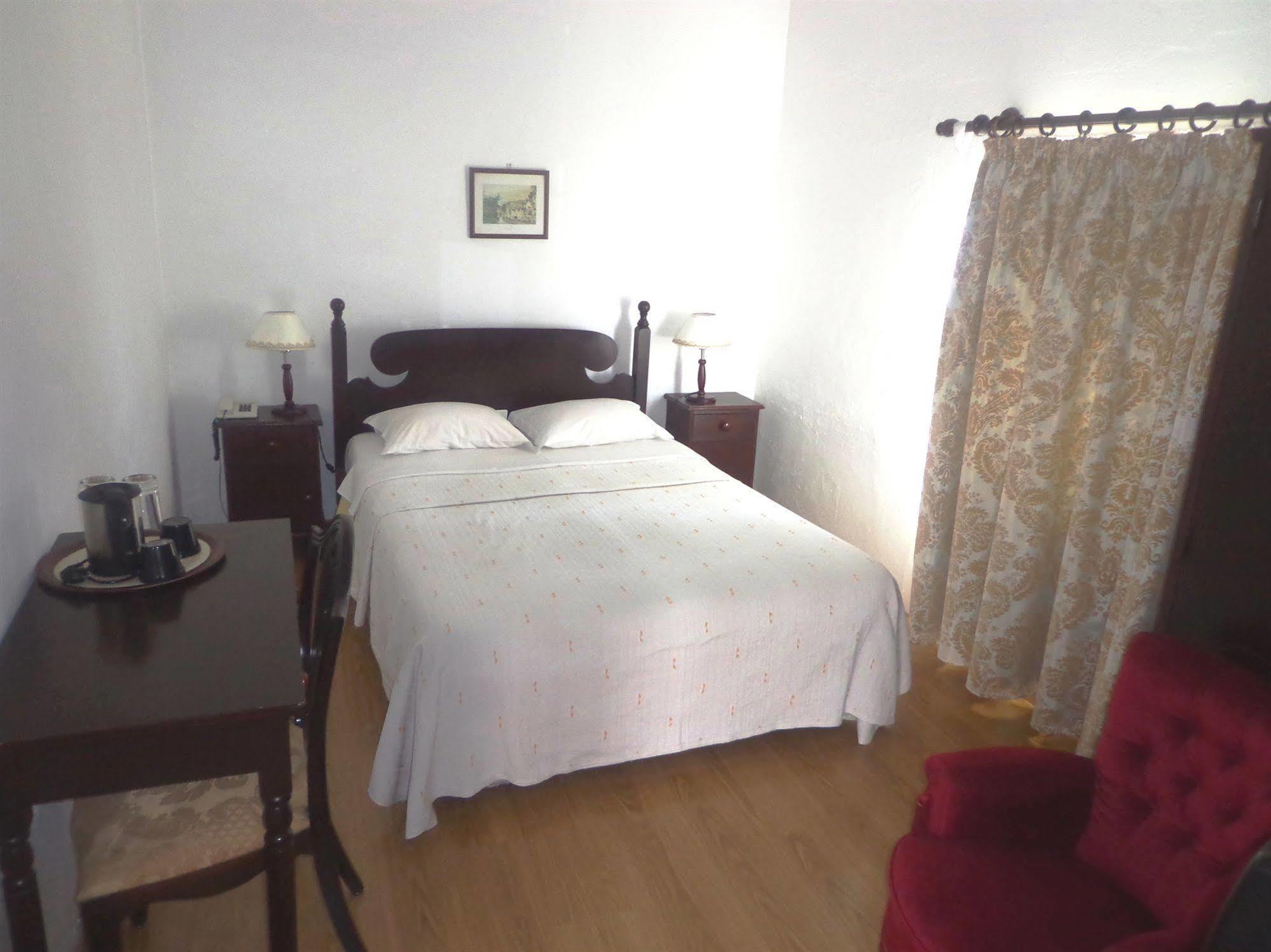 Guest house Pensao Residencial Teresinha