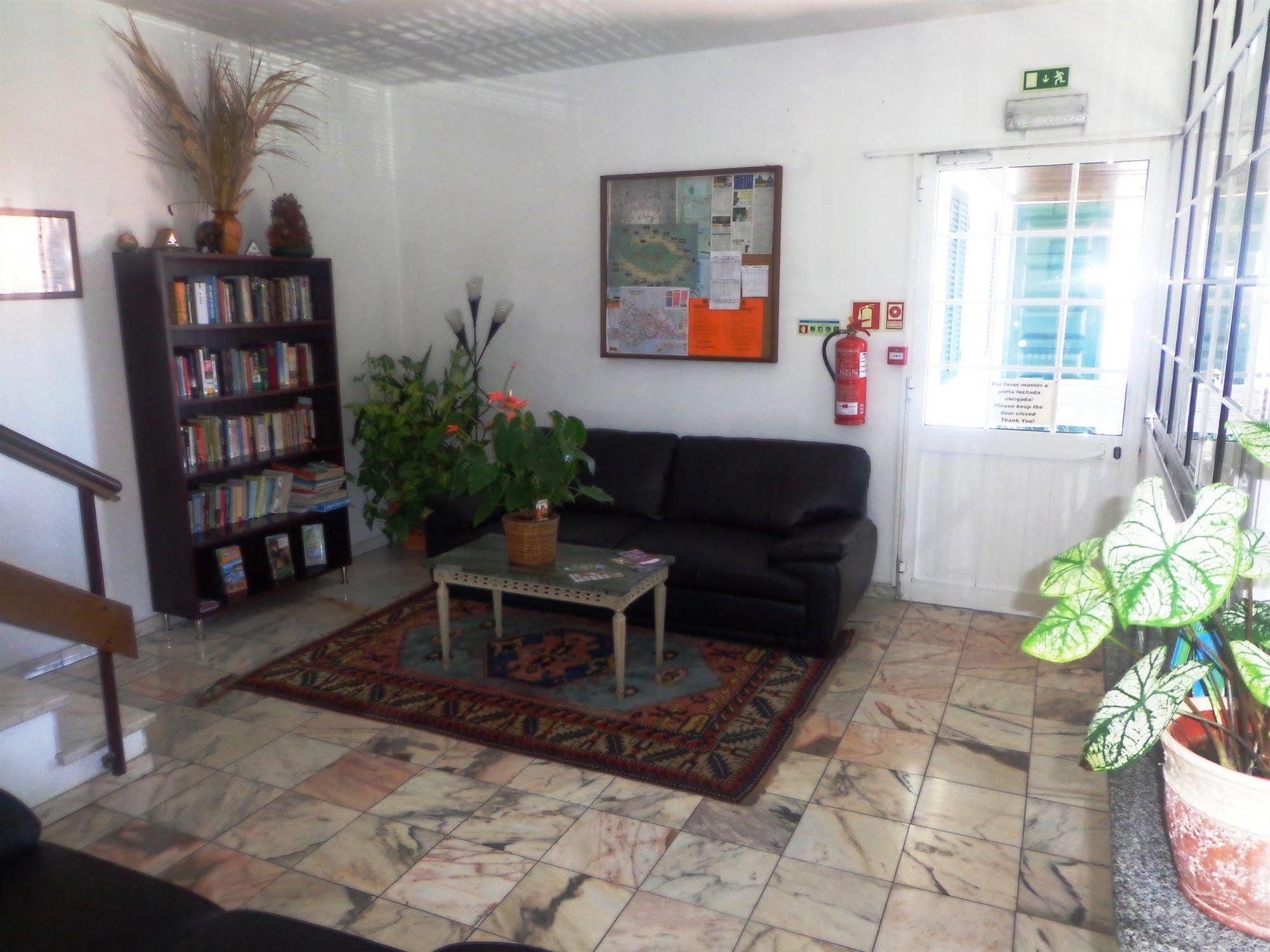 Guest house Pensao Residencial Teresinha 2*