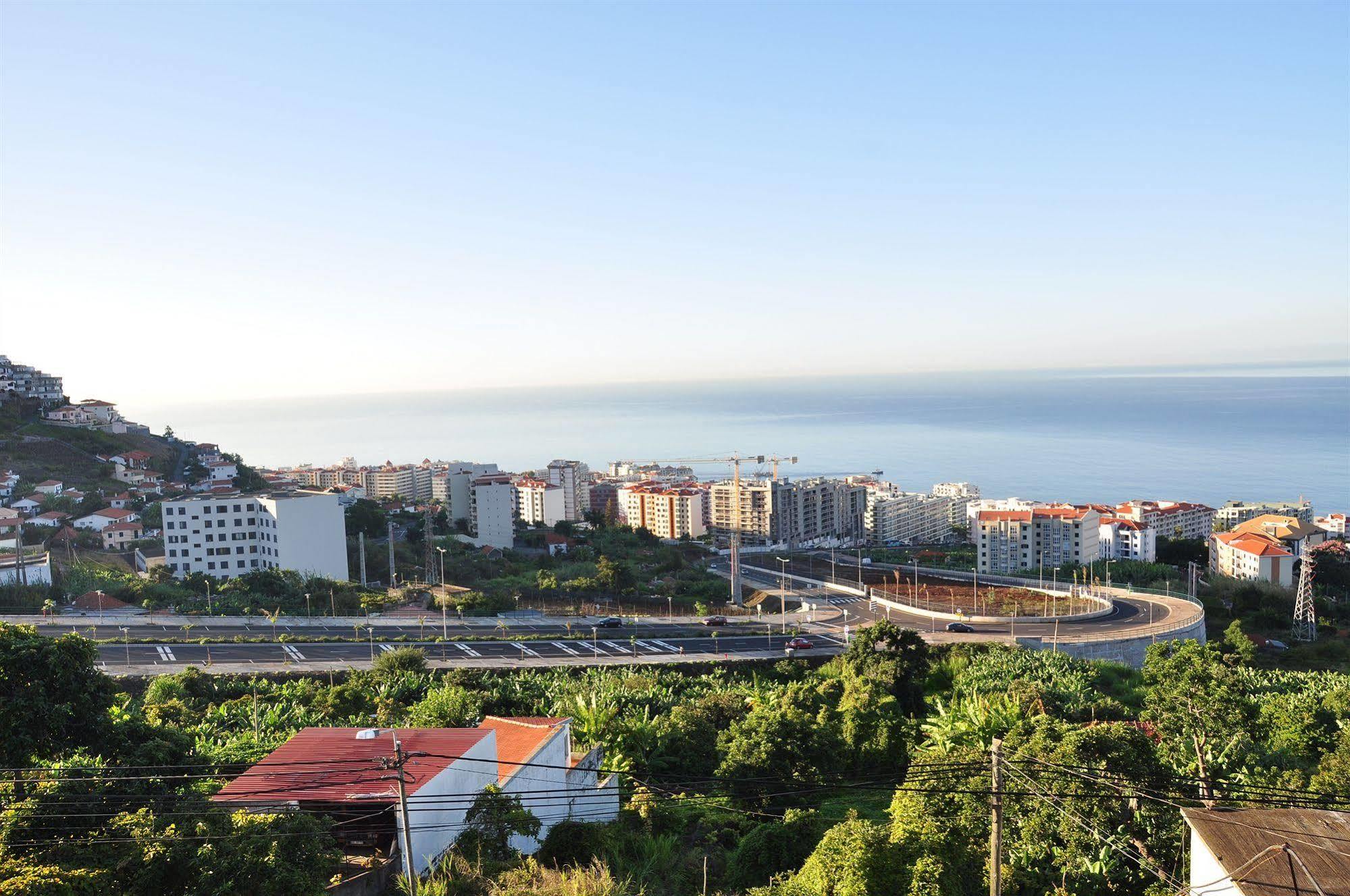 Marta Aparthotel 3*