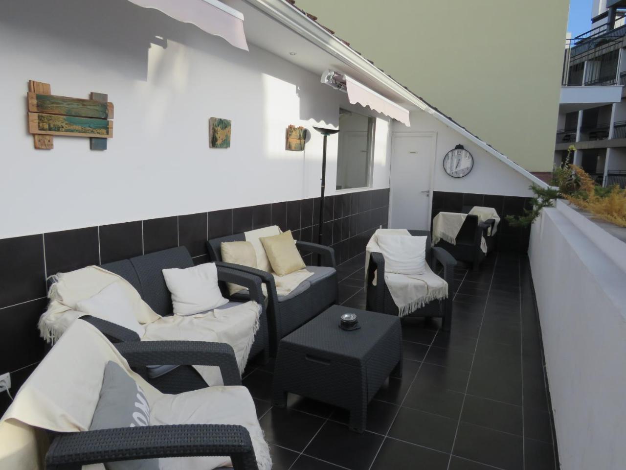 Nhà trọ Funchal *