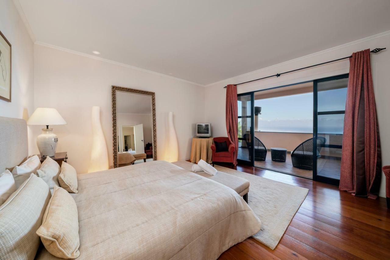 Ourmadeira - Luz, Fabulous Villa Funchal (Madeira)