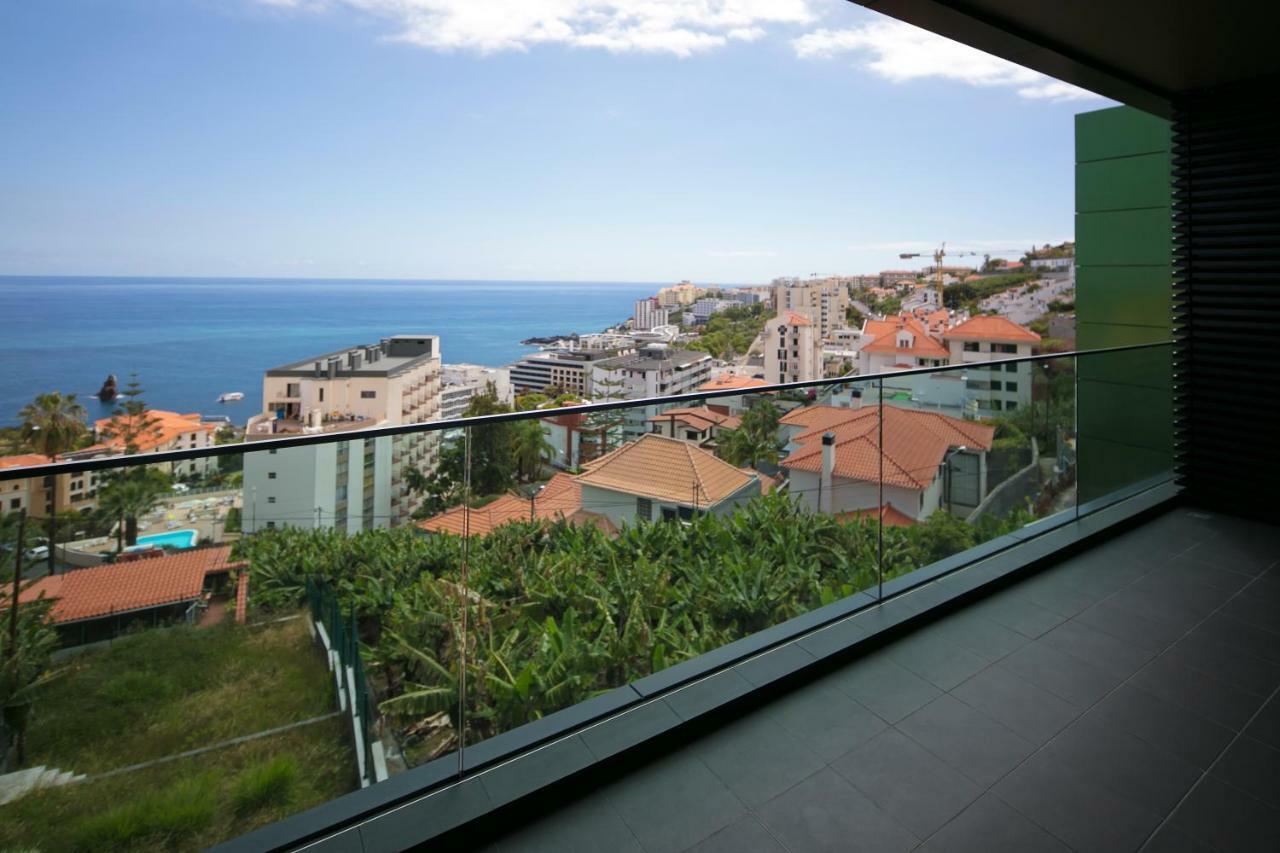 Spacious Luxury With A Great View, Funchal, Free Wifi And Parking Apartment *