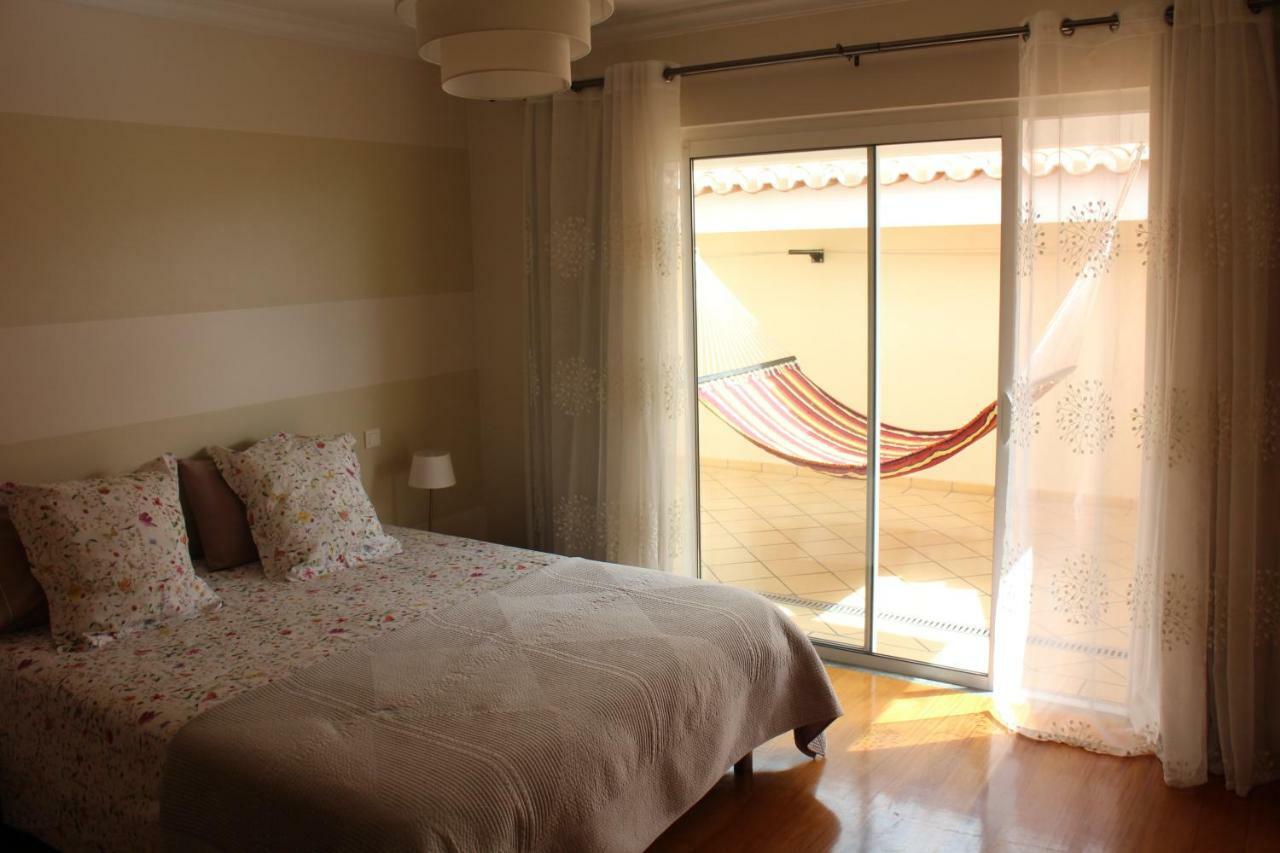 Apartamento Praca Das Madalenas Apartment *