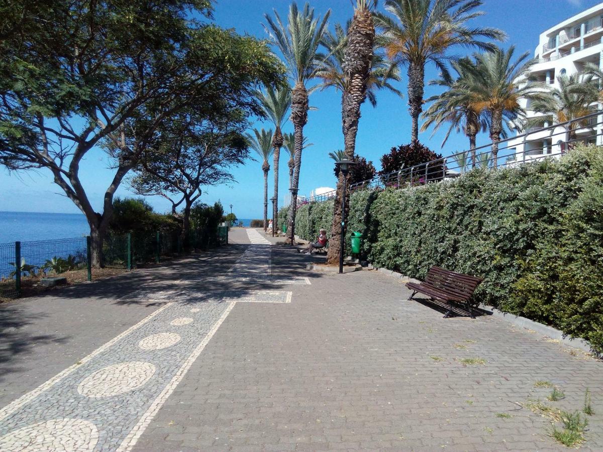 America - Blue Sea Ii * Funchal (Madeira)