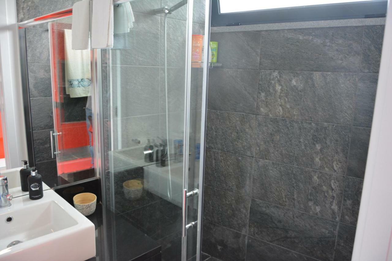 40m² 1 Slaapkamer, 1 Privé Badkamer In Madeira Funchal (Madeira)