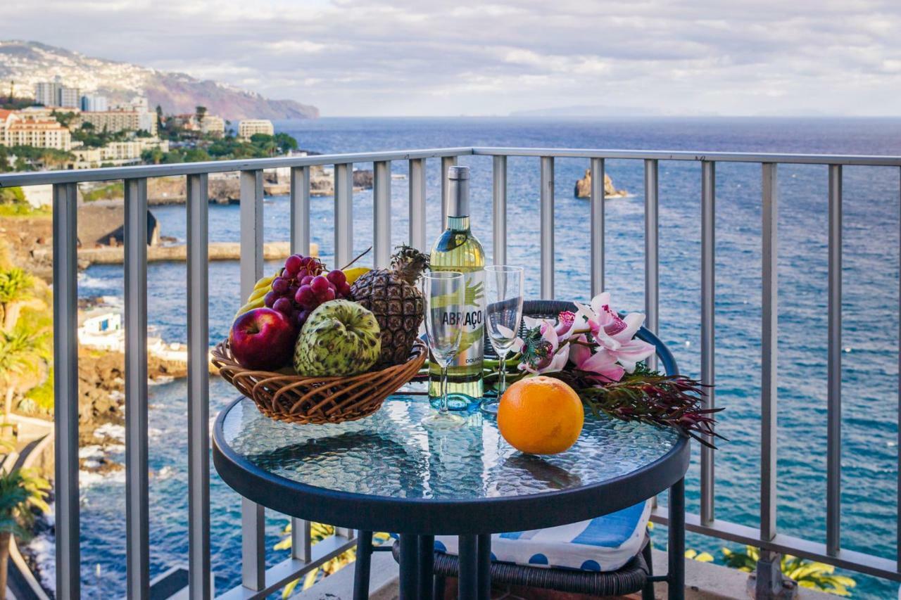 Do Mar * Funchal (Madeira)