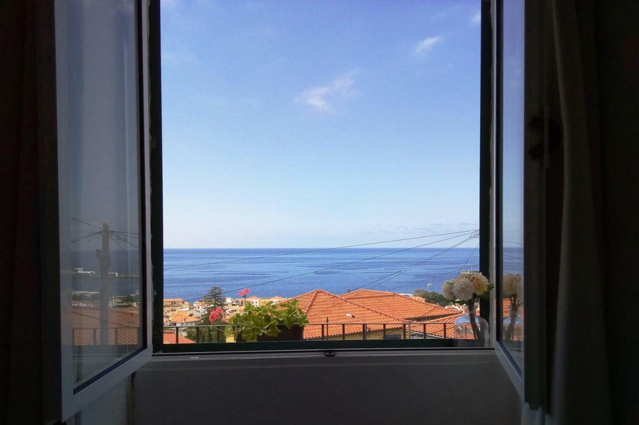 Sea View Terrace Apartment *