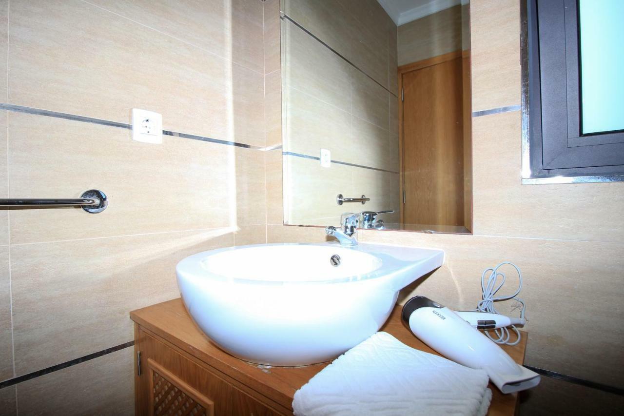 Apartment Tr3s Qu4rtos Carmo By Analodges