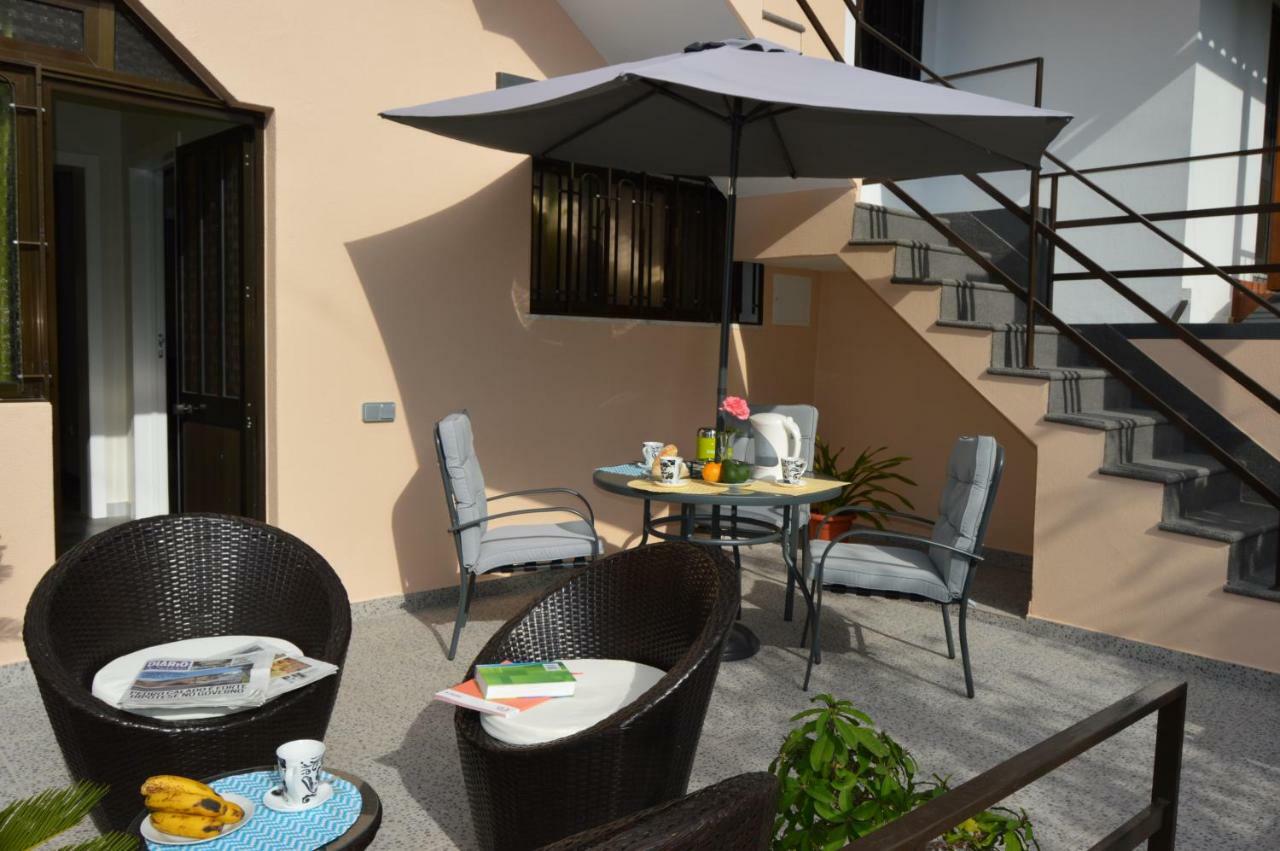 House In With Panoramic View 2-6
