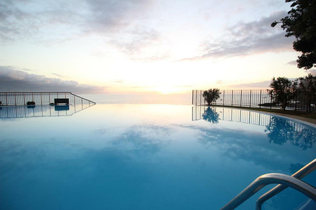 Formosa Infinity Pool Funchal (Madeira)