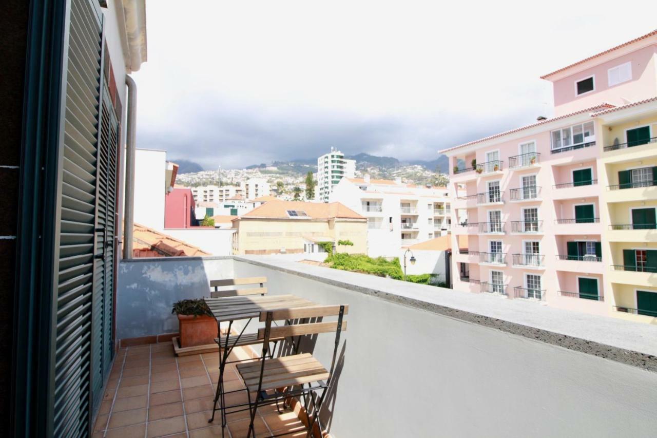 Tr3s Qu4rtos Carmo By Analodges Funchal (Madeira)