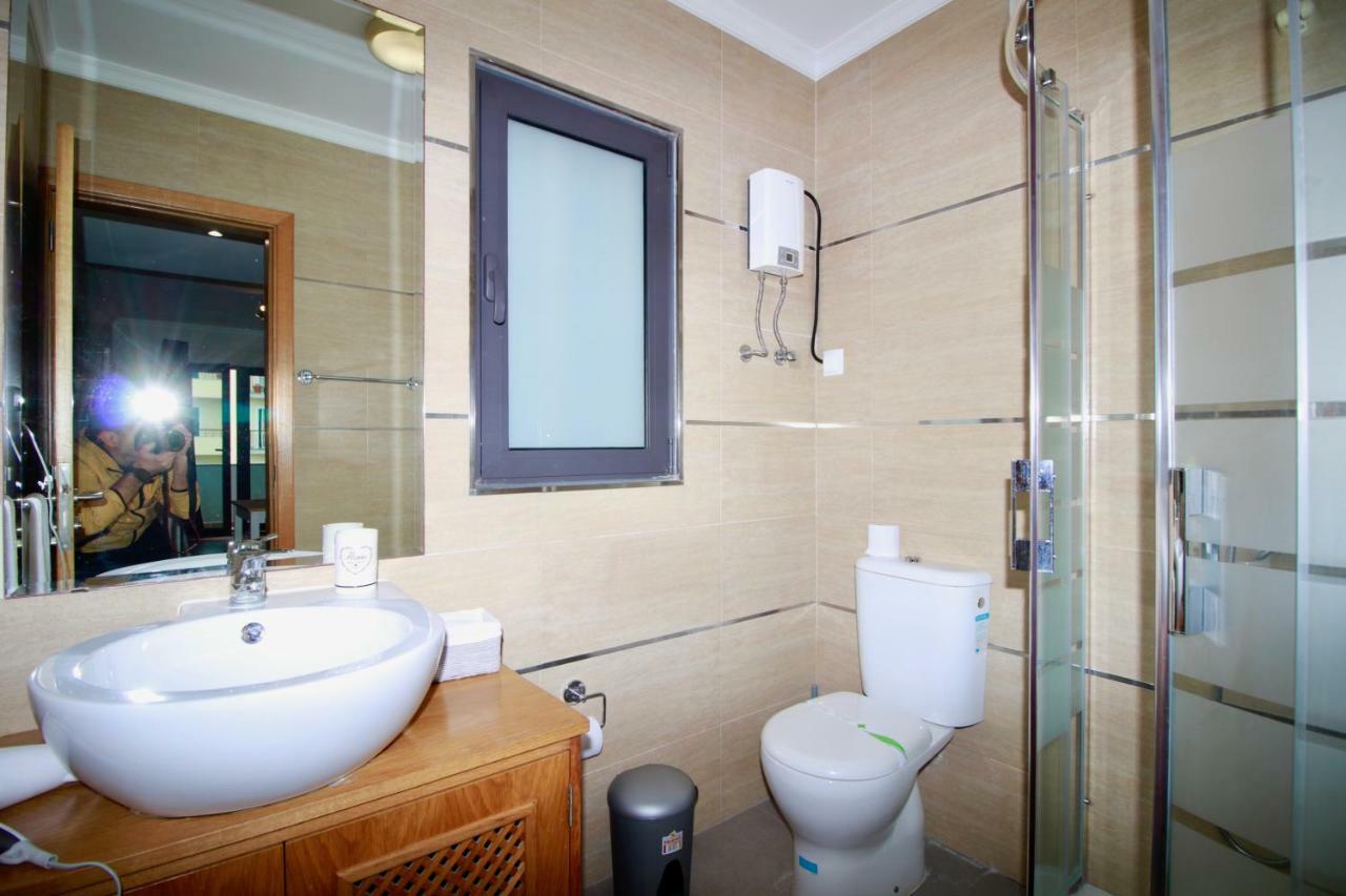 Tr3s Qu4rtos Carmo By Analodges Apartment