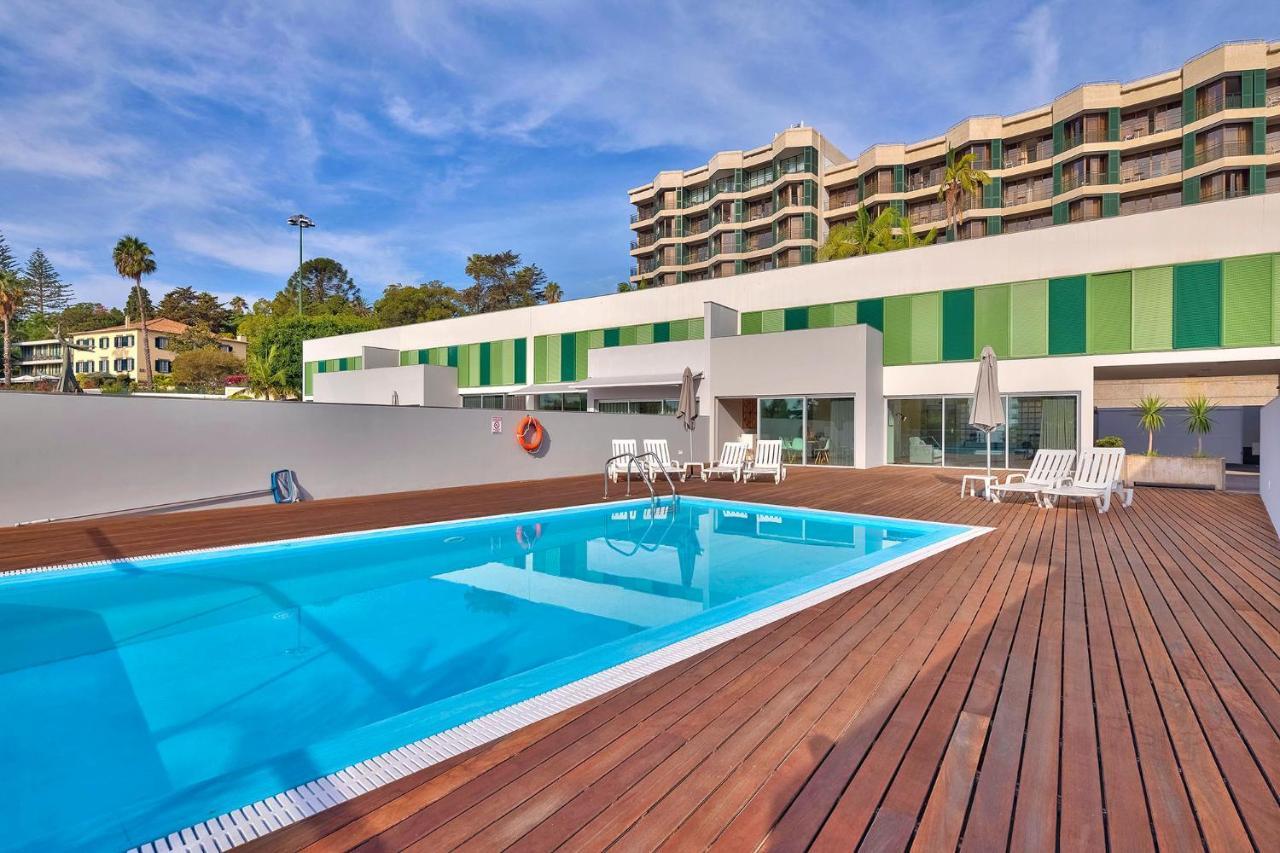 Villa Luxury Nogueira With Private Pool By Hr Madeira