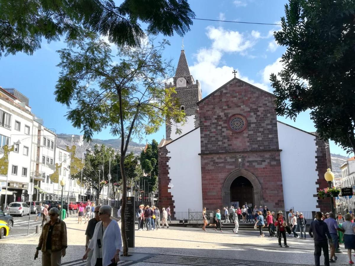 Luxury View Apartment Funchal - Free Parking Apartment *