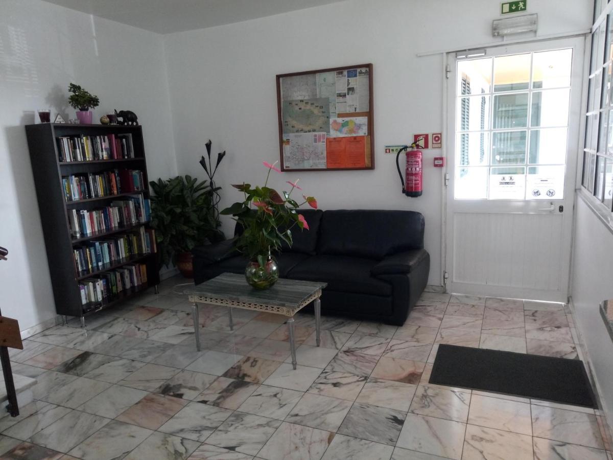 Guest house Pensao Residencial Teresinha 2*