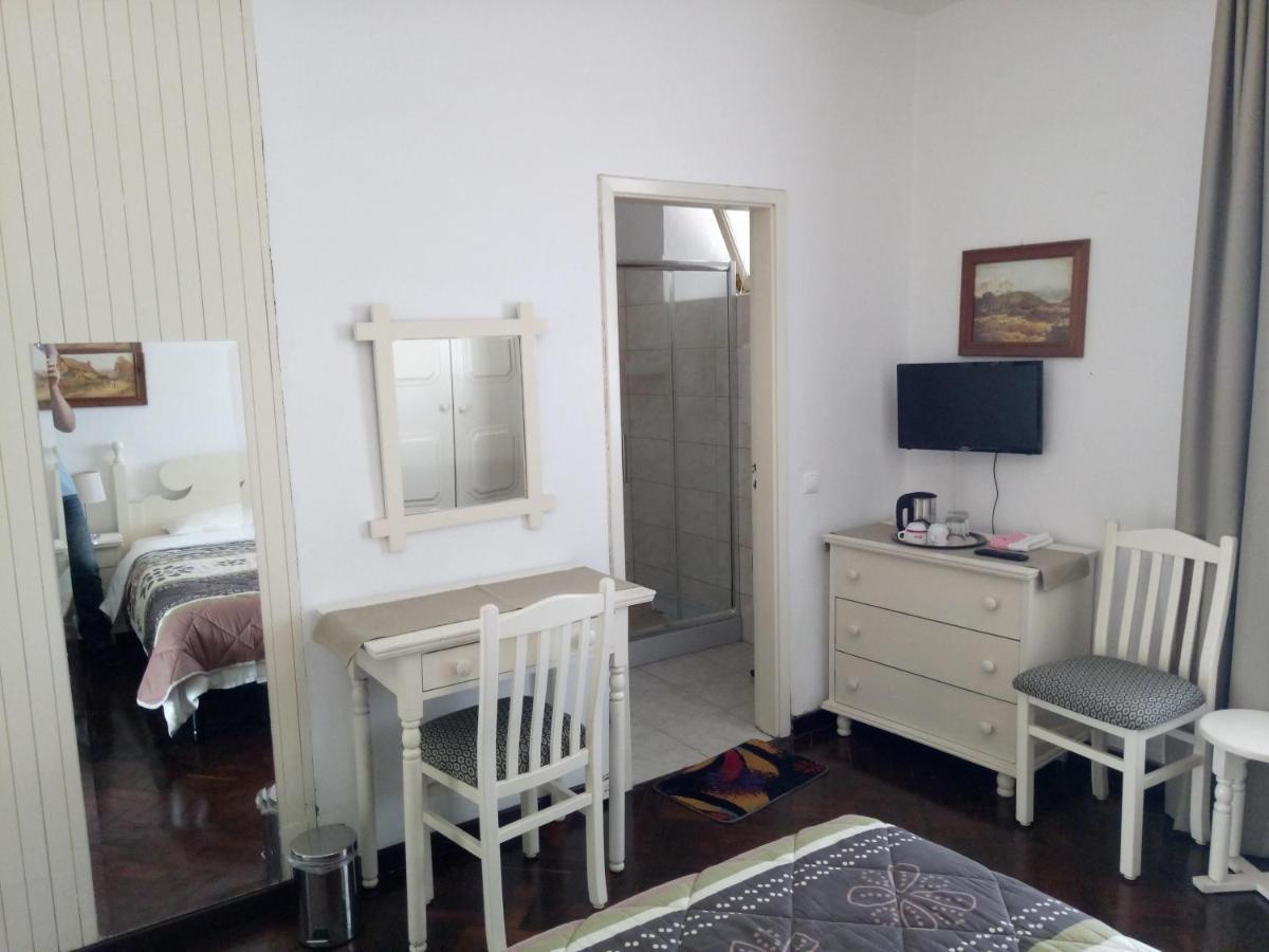 Pensao Residencial Teresinha Guest house 2*