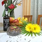Garden\'S Apartment