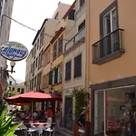 Central Suite In Funchal 3N