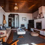 Apartamento Charmoso No Funchal, Com Grande Jardim E Vista Esplendida