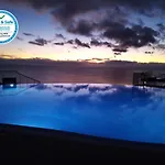 Formosa Infinity Pool Apartment