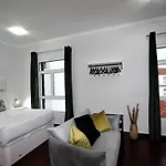 Funchal Center Guest Studio I
