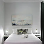 Funchal Center Guest Studio I