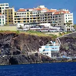 Modern Apartment In Funchal Near City Centre 80M²