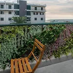 Flh Funchal Nature Flat With Balcony