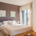Modern Apartment Next To Forum Shopping, Near The Sea, Free Parking And Wifi