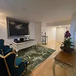 Pier House Accommodation