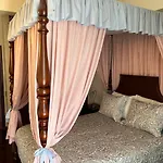 Angie\'S Apartment