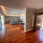 Casa Roc Madeira - 5 Bedrooms - Ocean And City Views - Private Heated Pool