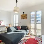 Casa Do Luar - By Wehost