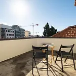 Casa Do Luar - By Wehost