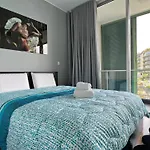 Vista Savoy Apartment