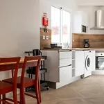 Apartamentos Progresso 3º Esq