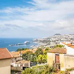 Uptown Sea View By Madeira Sun Travel