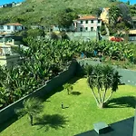 Leonor Seaview Apartment