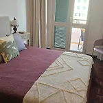 Garden And Seaview Apartment - Free Parking